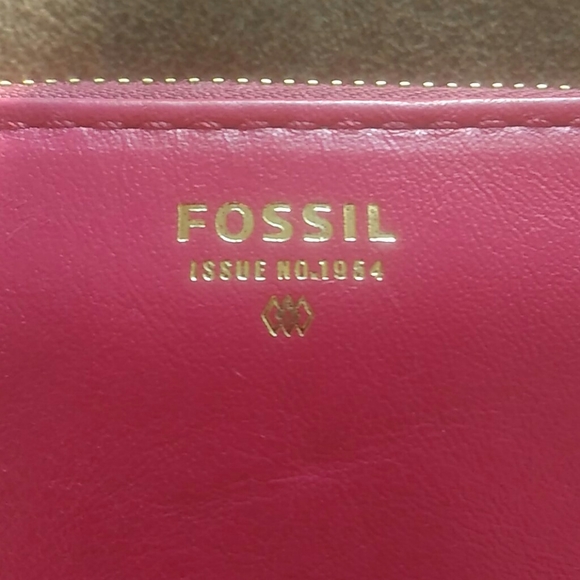 Fossil Wallet Pink Leather - Picture 2 of 5
